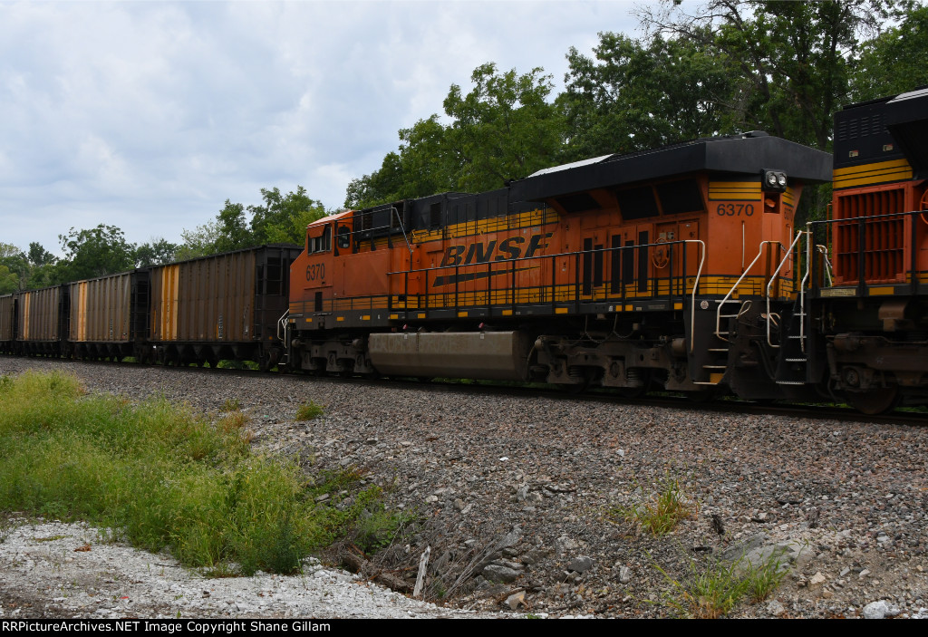 BNSF 6370 Roster shot